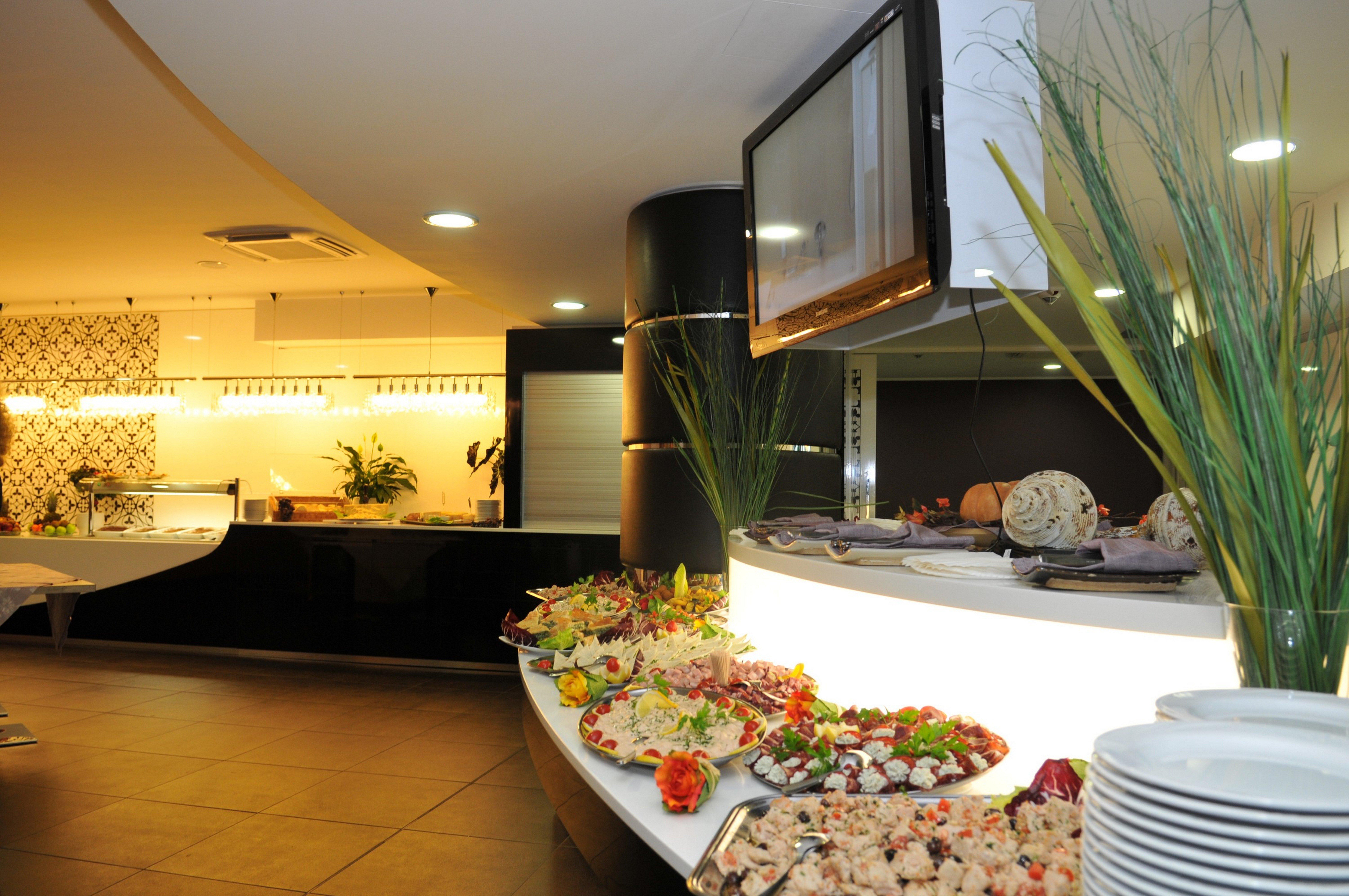 Holiday Inn Genoa City By Ihg Bagian luar foto