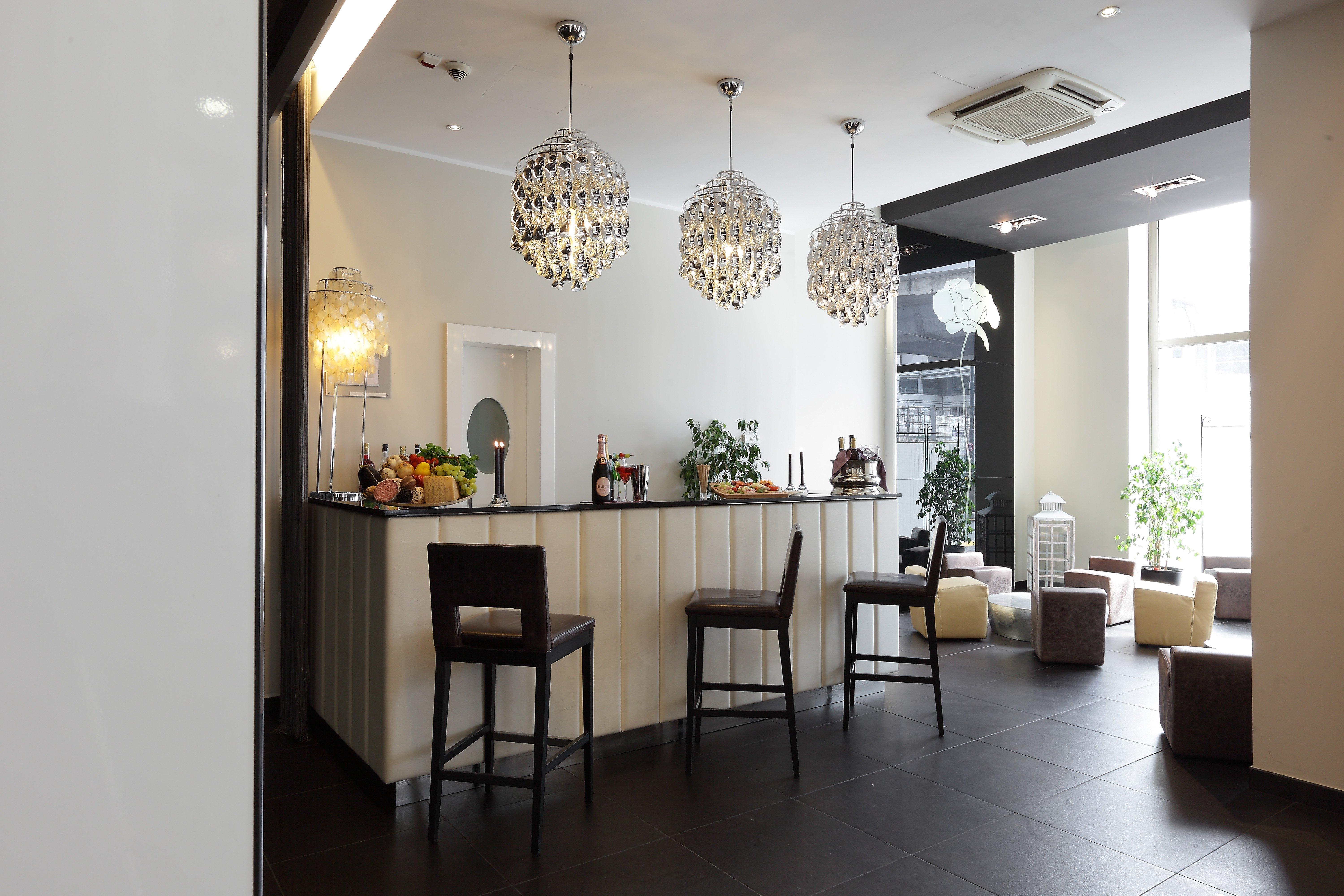 Holiday Inn Genoa City By Ihg Bagian luar foto