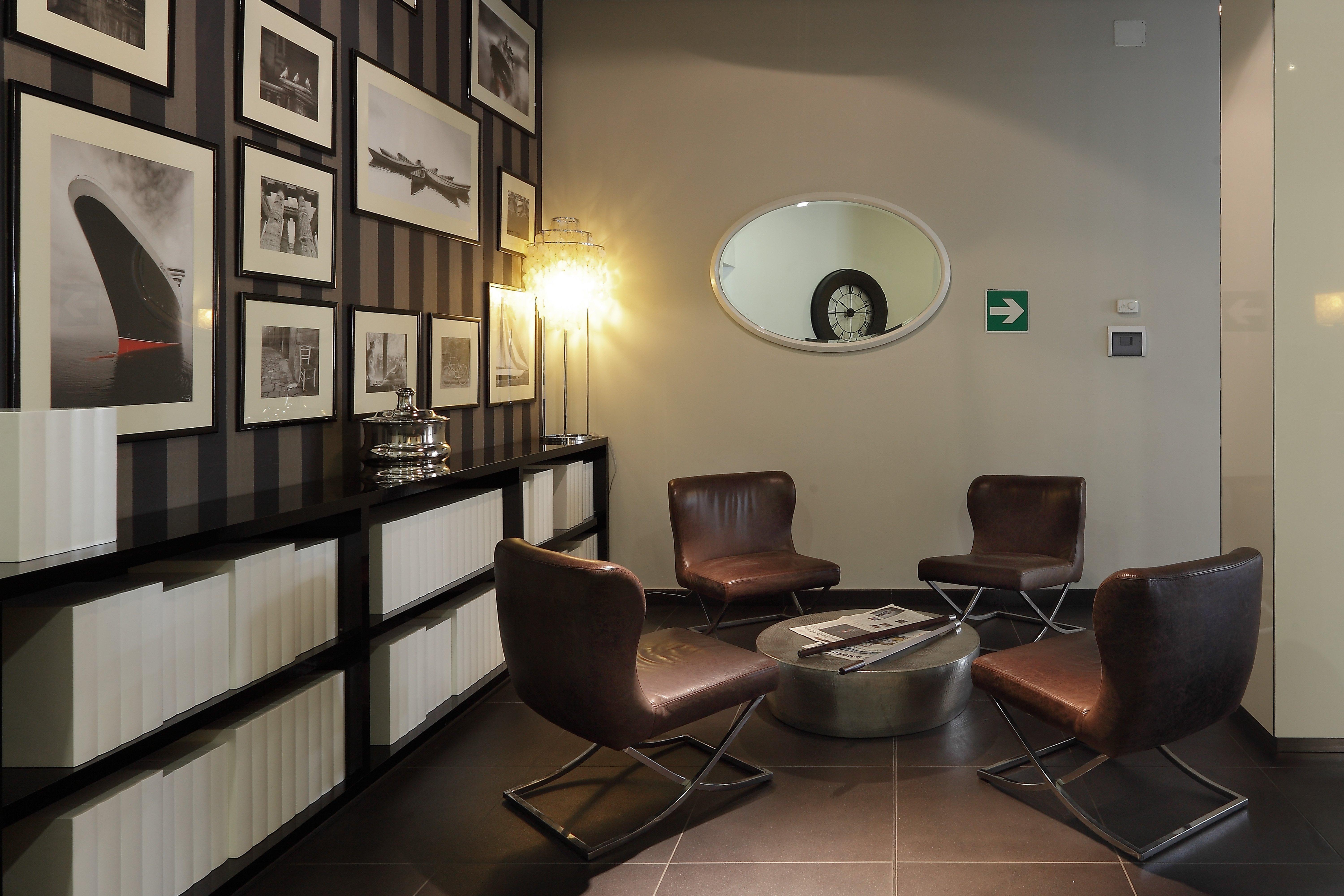 Holiday Inn Genoa City By Ihg Bagian luar foto
