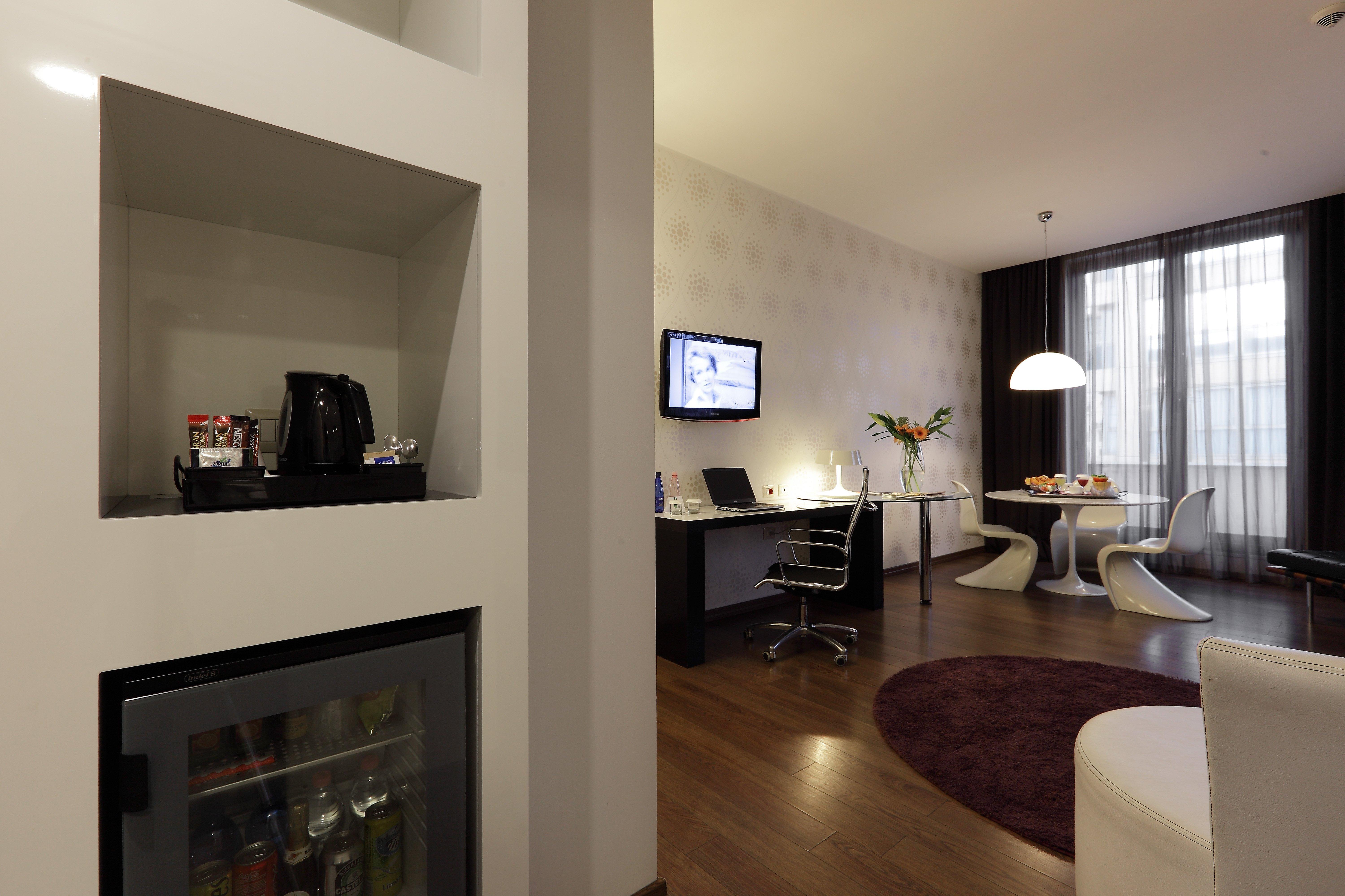 Holiday Inn Genoa City By Ihg Bagian luar foto